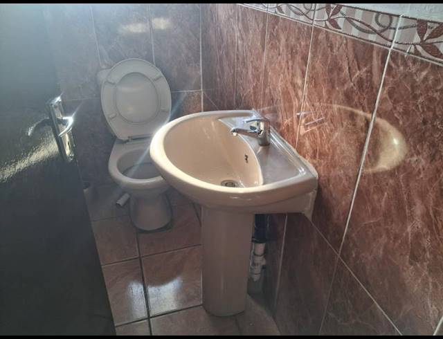 2 BEDROOM HOUSE FOR SALE IN MANGAUNG